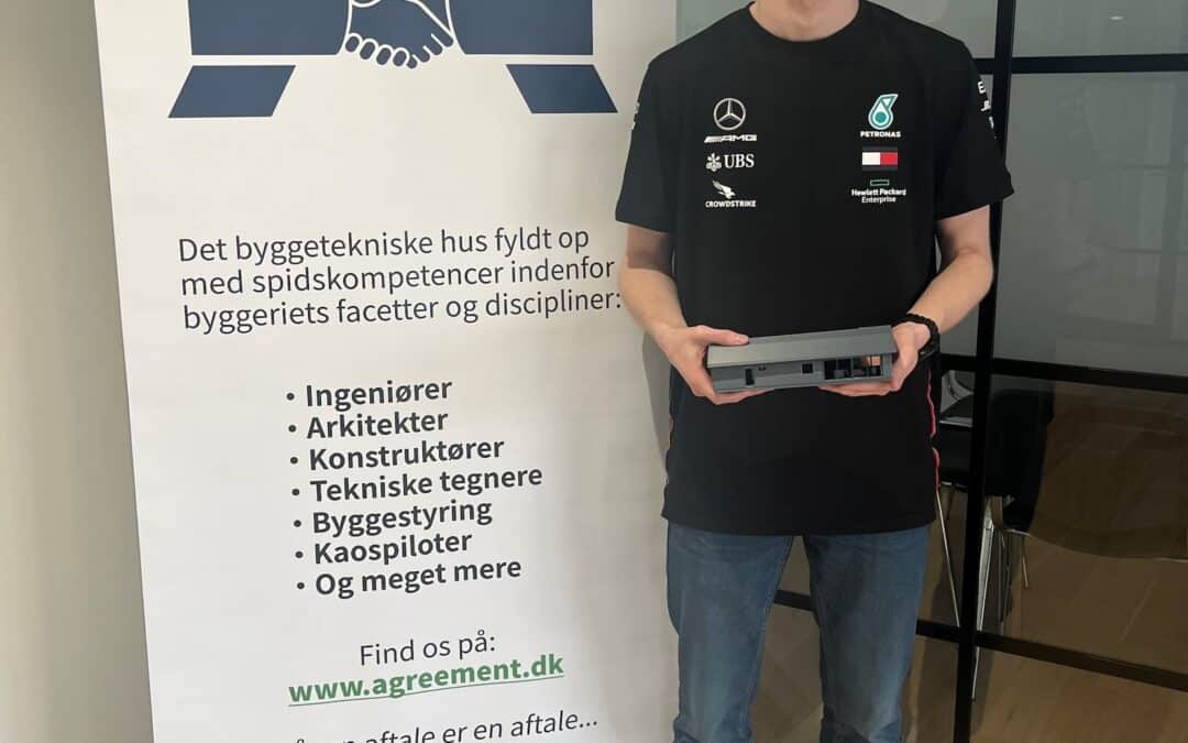 Fra skolebænk til stærk spiller…